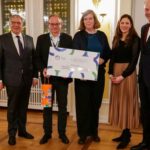 25 000 Euro Preisgeld für psychosoziale Beratungsstelle in Gebärdensprache