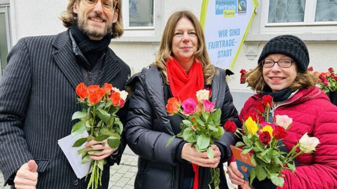 Wiesbaden wirbt am Valentinstag für fairen Handel mit Rosen Wiesbaden wirbt am Valentinstag für fairen Handel mit Rosen